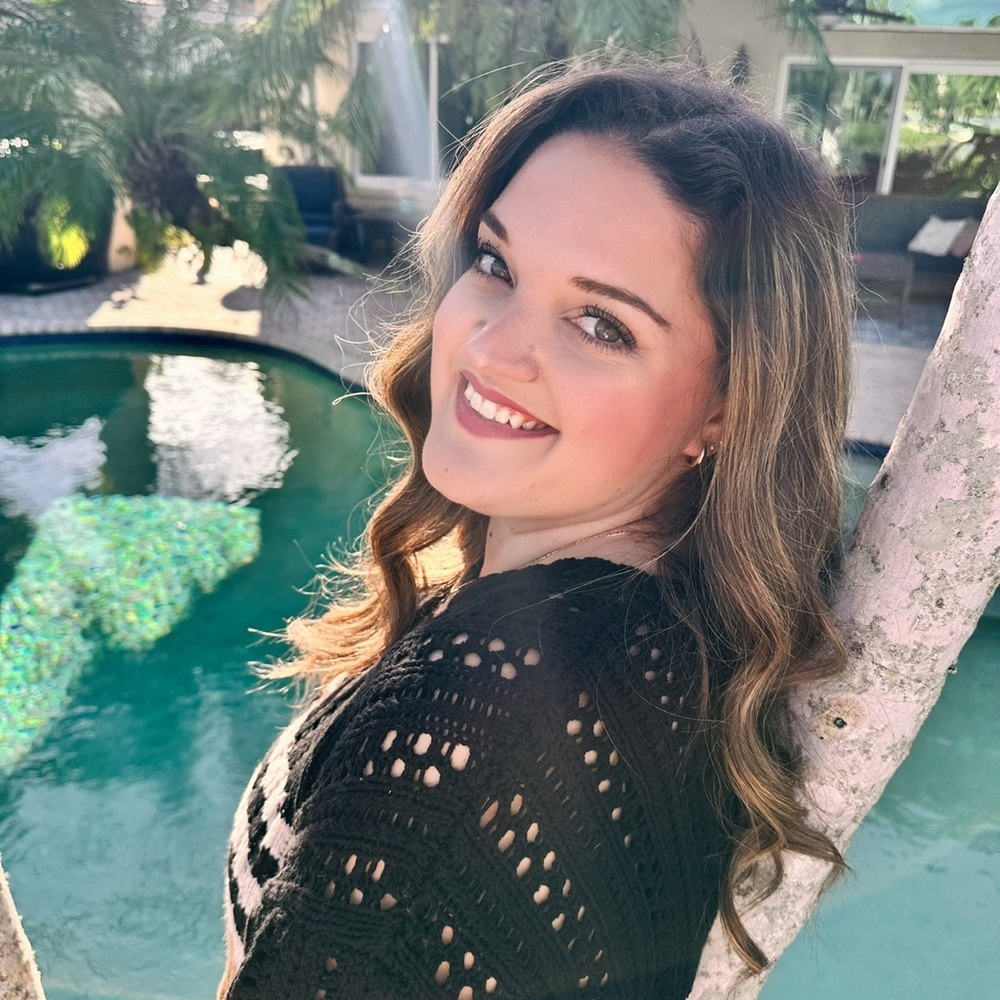 Meet your Posher, Alyssa
